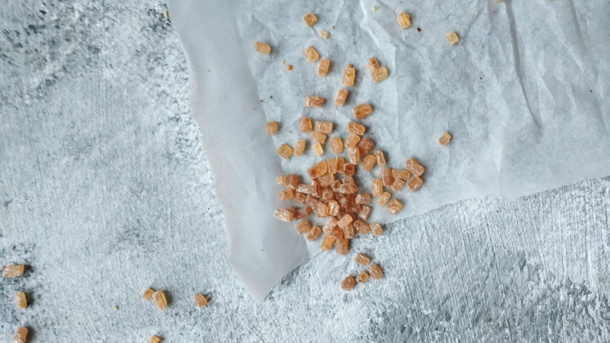 Цукати з апельсинових шкірок: 3 секрети, як перетворити сміття на десерт