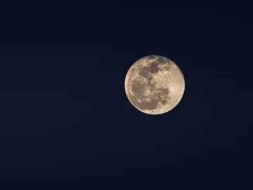 Блакитний Місяць 31 травня 2026: 3 знаки зійдуть на пік, але що робити іншим
