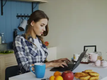 Що буде якщо їсти фрукти після обіду: правила здорового перекусу