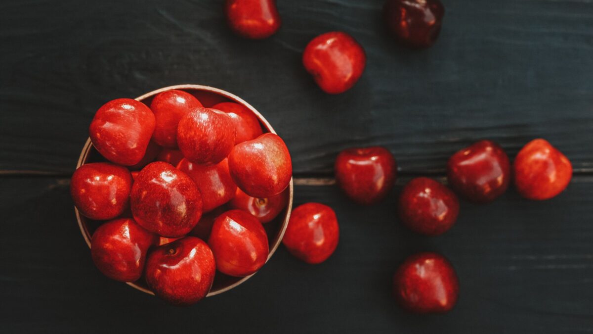 Черешня для схуднення: Розкриваємо міф про «мінус кілограм за три дні» і реальні секрети користі