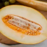 Правила вживання дині: чому цей солодкий плід конфліктує з іншими продуктами